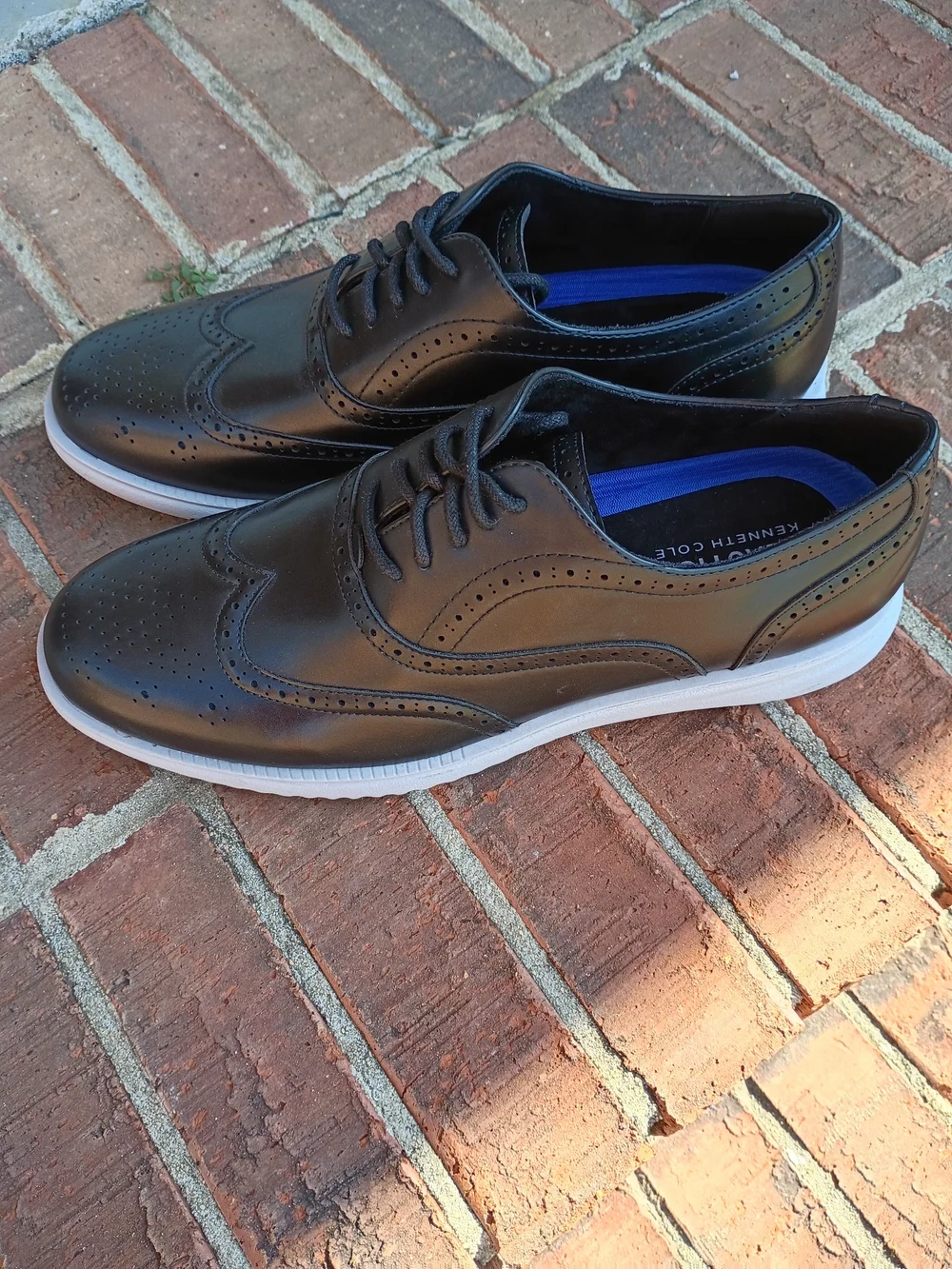 Men's Reaction Kenneth Cole Black Wingtip Oxford Sneakers with Gray Sole